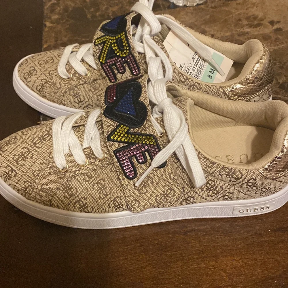 Sneakers - Picture 2 of 4
